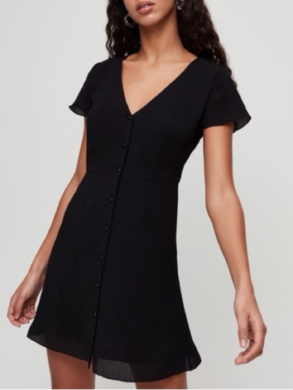 Aritzia Wilfred Nazaire Dress Black Minimalist Capsule Old Money Size 4